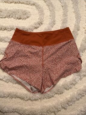Athleta Rust Print Women’s Athletic Shorts
